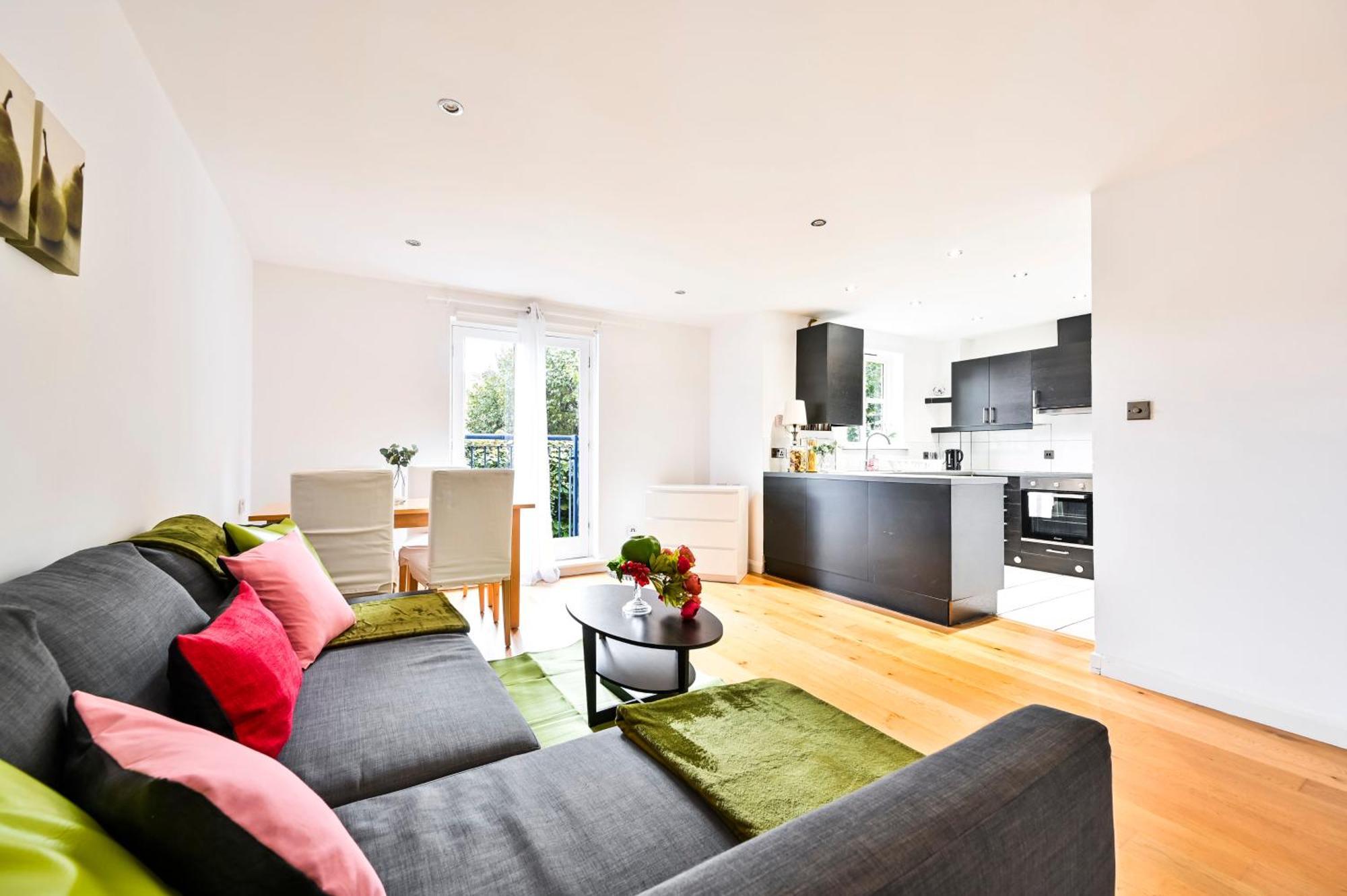 Cozy Corner Near Tower Bridge Apartment